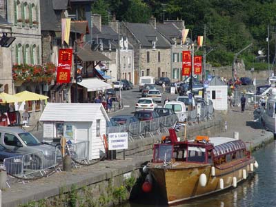 Le port de Dinan