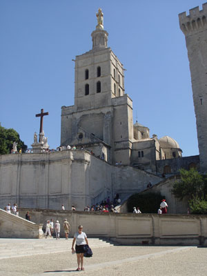 La cit� des papes