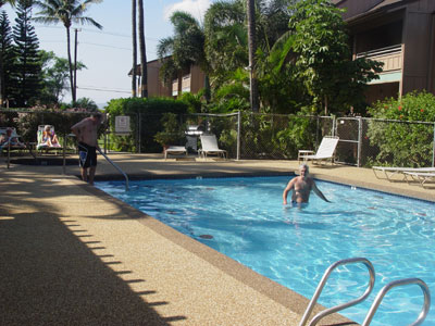 Derni�re petite plonge dans la piscine