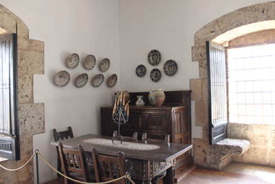 Une salle � manger typique de l'�poque...