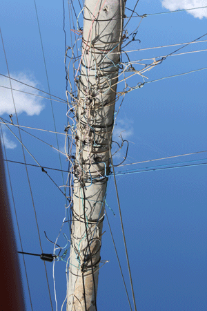 Suivez le fil... Le rouge ou le bleu ?