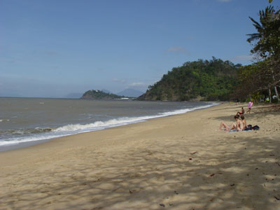 La plage de "Trinity Beach"