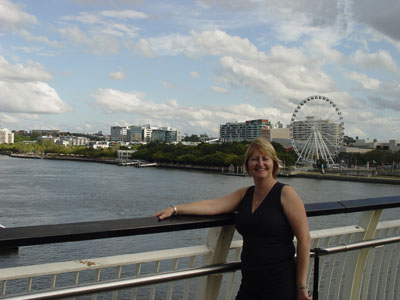 Am�nes moi � la ronde...